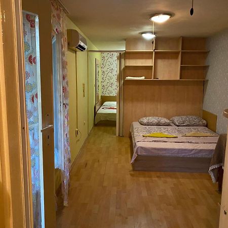 Apartment Karavelov Varna Exterior photo