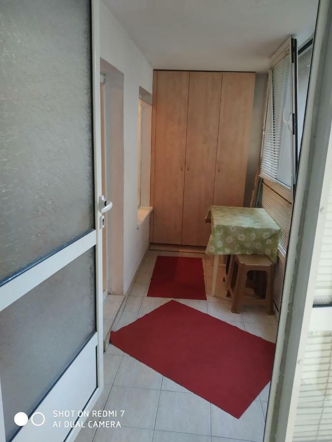 Apartment Karavelov Varna Exterior photo